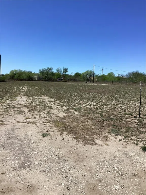 2227 F RD 2295 Benavides, TX 78341