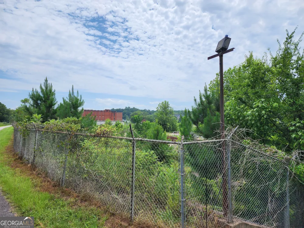 20TH &59TH 20th & 59 th Valley, AL 36854