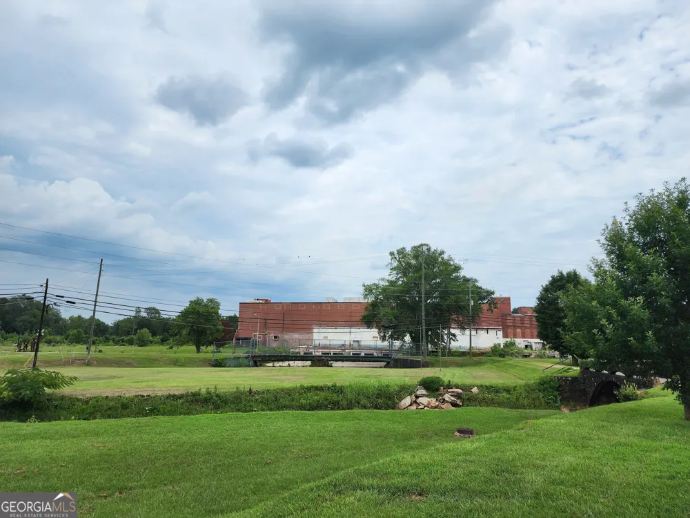 20TH &59TH 20th & 59 th Valley, AL 36854