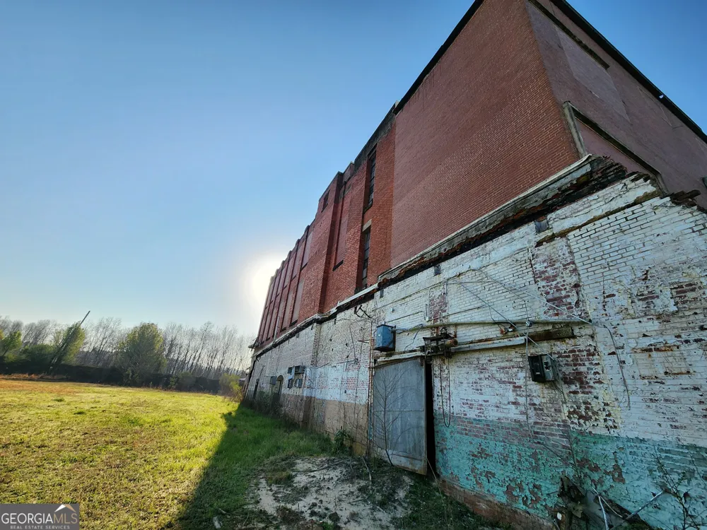 20TH &59TH 20th & 59 th Valley, AL 36854