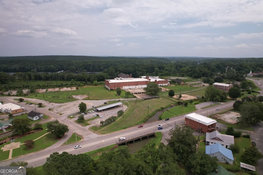 20TH &59TH 20th & 59 th Valley, AL 36854