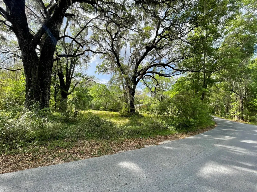 17400 NW 120TH AVE ROAD Reddick, FL 32686