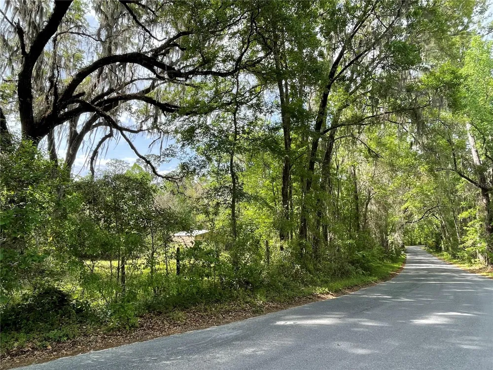 17400 NW 120TH AVE ROAD Reddick, FL 32686