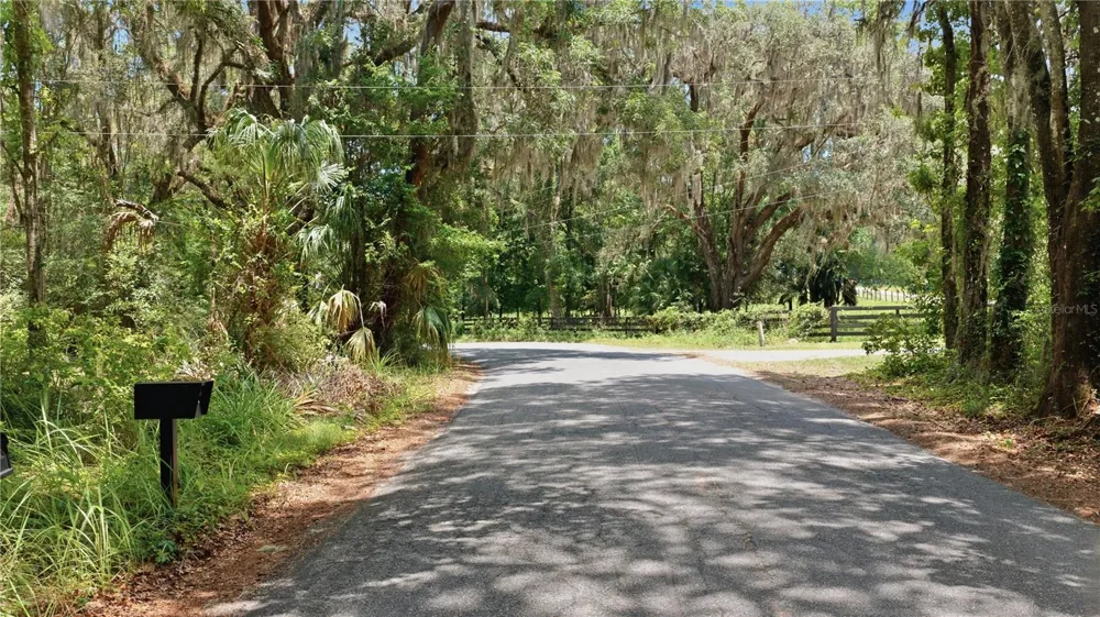 17400 NW 120TH AVE ROAD Reddick, FL 32686