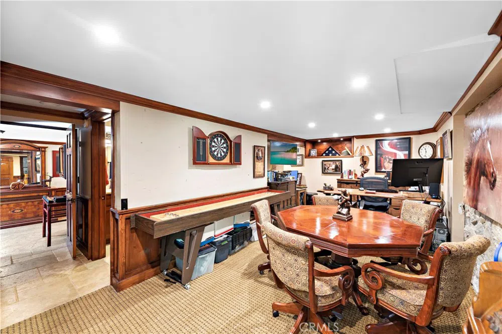 400 Cottage Grove Road Lake Arrowhead, CA 92352