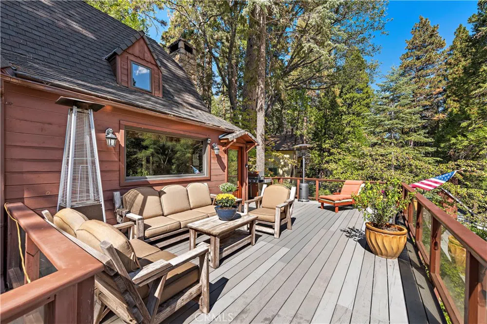 400 Cottage Grove Road Lake Arrowhead, CA 92352