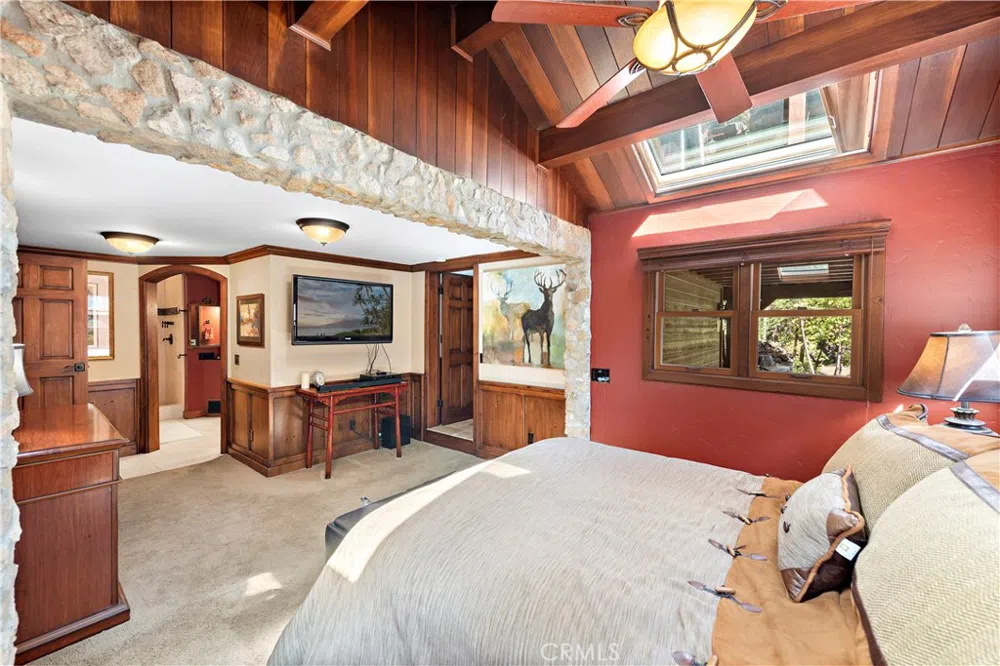 400 Cottage Grove Road Lake Arrowhead, CA 92352