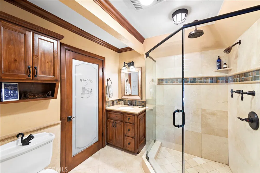 400 Cottage Grove Road Lake Arrowhead, CA 92352
