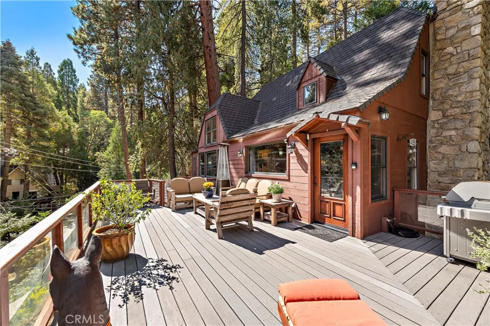 400 Cottage Grove Road Lake Arrowhead, CA 92352