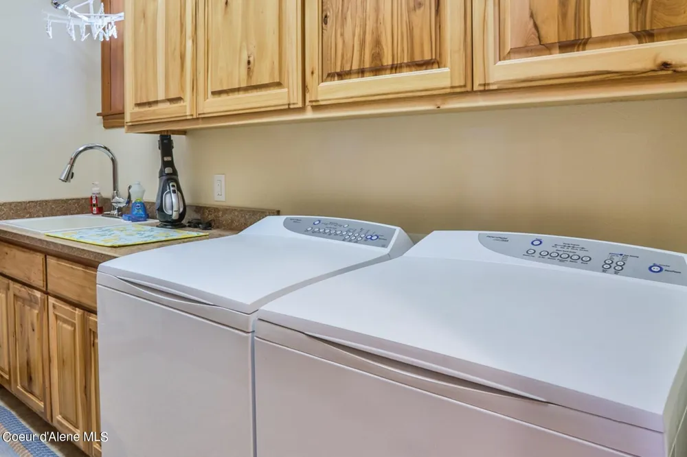 1524 Sunrise Road Bonners Ferry, ID 83805