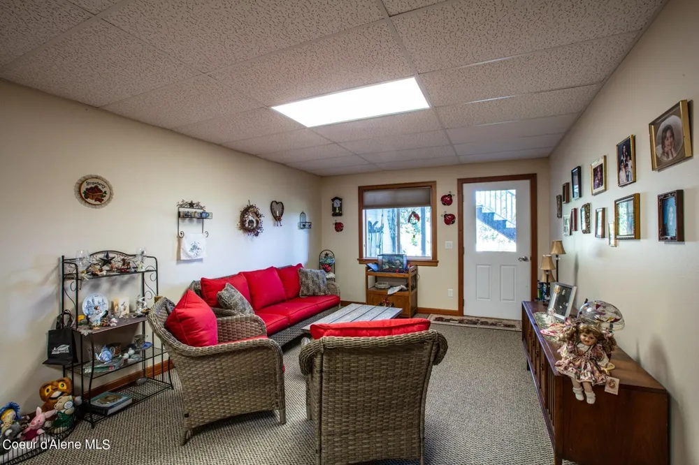 1524 Sunrise Road Bonners Ferry, ID 83805