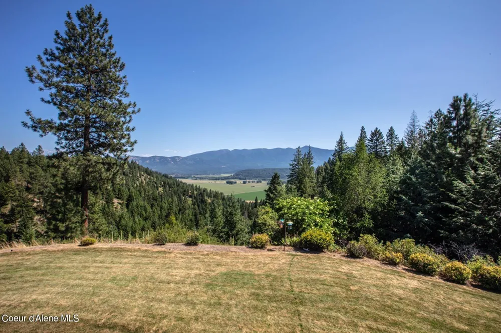 1524 Sunrise Road Bonners Ferry, ID 83805