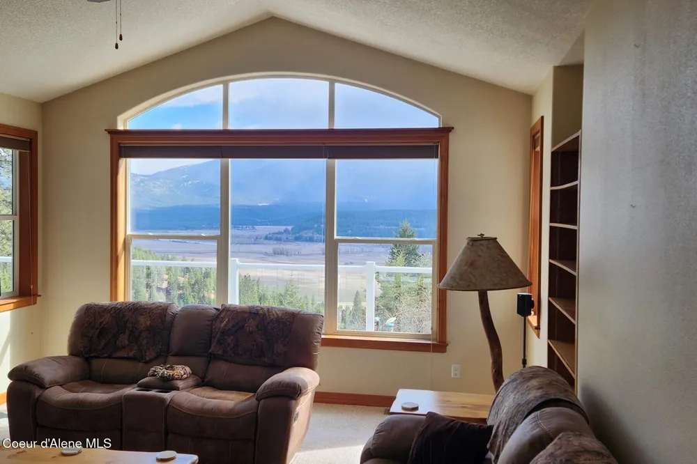 1524 Sunrise Road Bonners Ferry, ID 83805