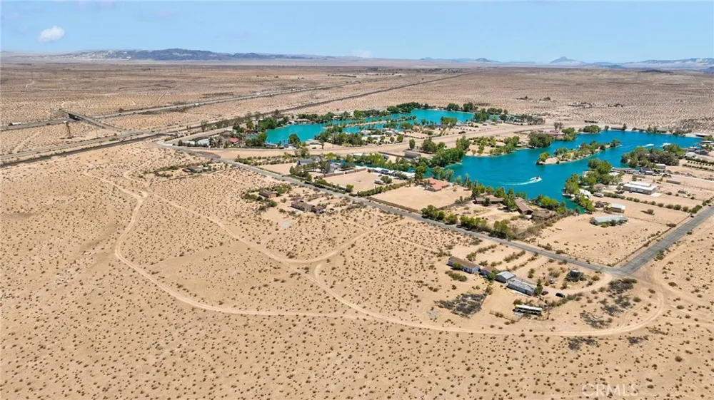 37132 Coyote Lake Rd Newberry Springs, CA 92398