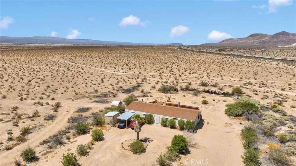 37132 Coyote Lake Rd Newberry Springs, CA 92398