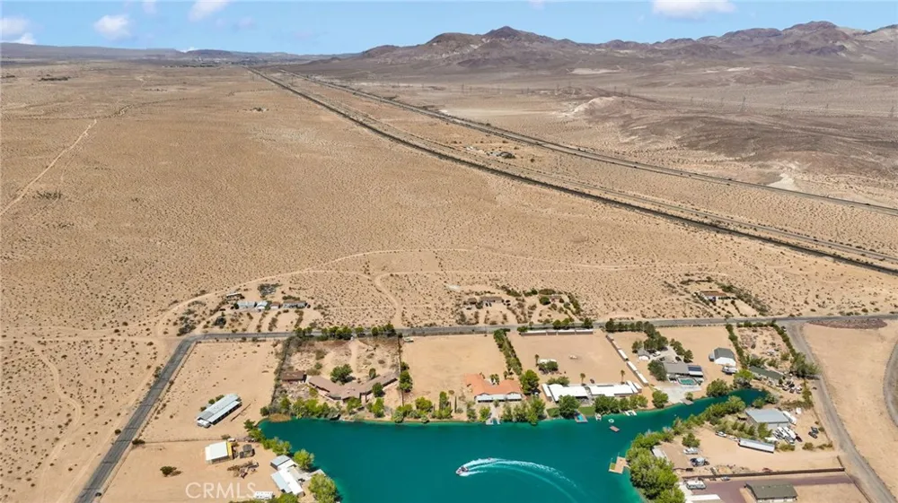 37132 Coyote Lake Rd Newberry Springs, CA 92398