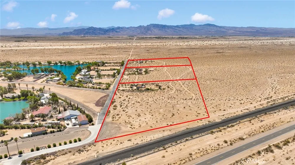 37132 Coyote Lake Rd Newberry Springs, CA 92398