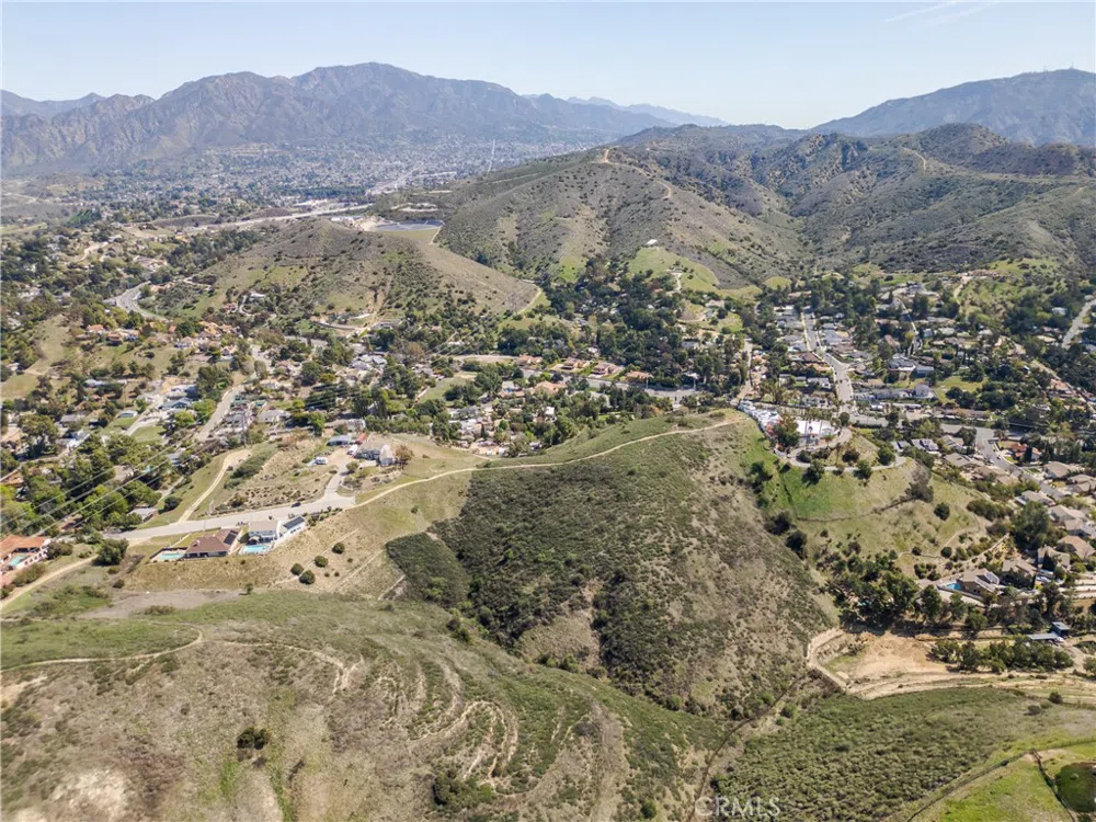 10131 Johanna Avenue Sunland, CA 91040