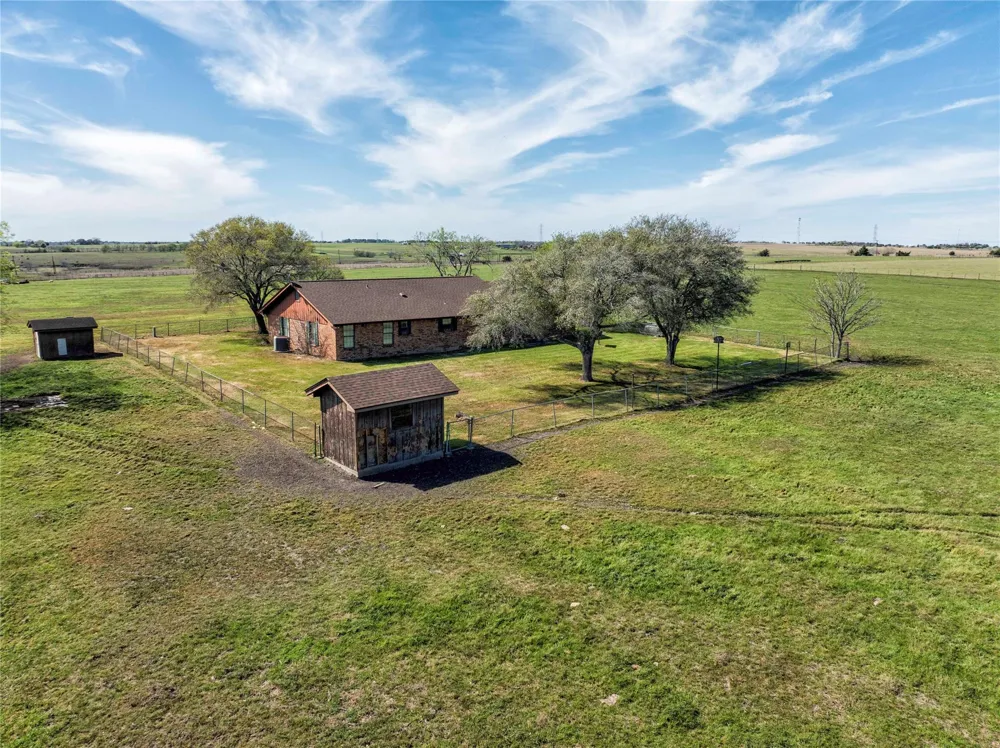 11552 Fm 1383 Schulenburg, TX 78956