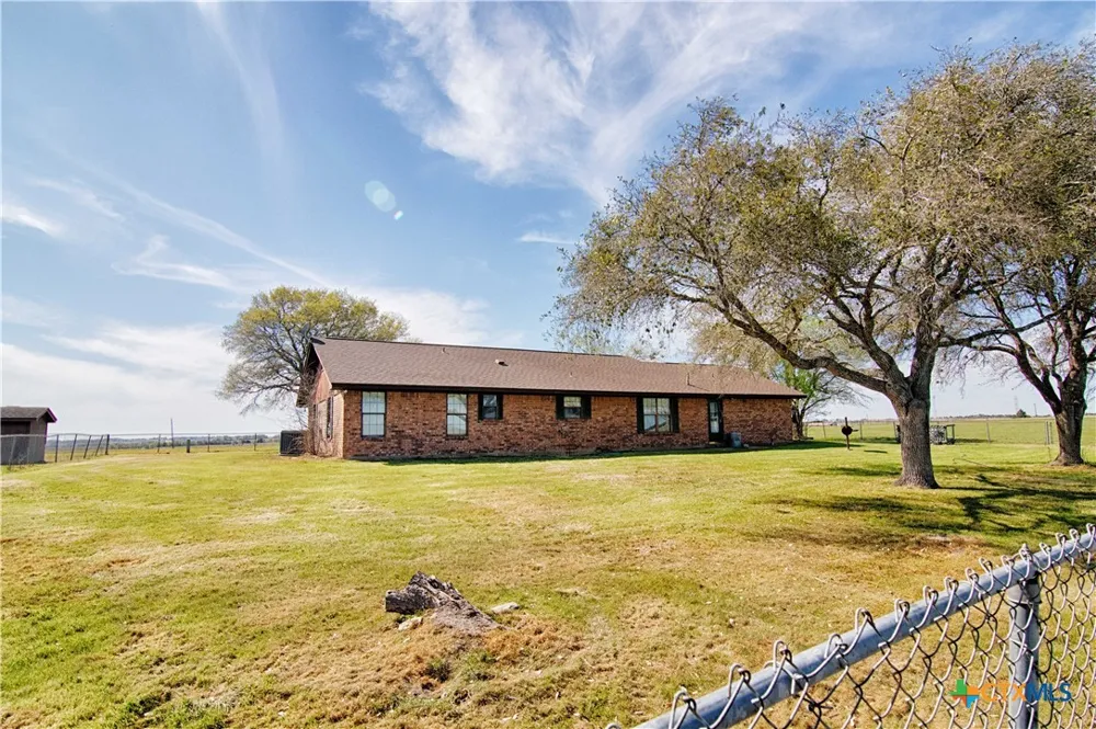11552 Fm 1383 Schulenburg, TX 78956