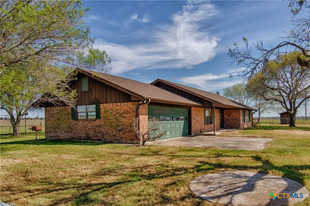 11552 Fm 1383 Schulenburg, TX 78956