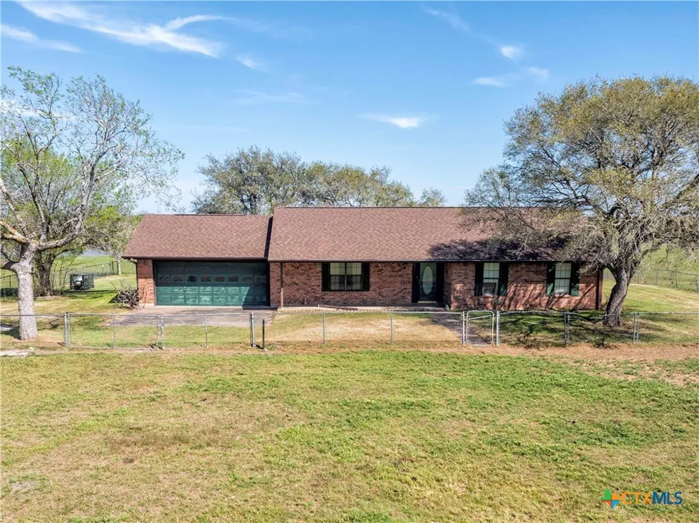 11552 Fm 1383 Schulenburg, TX 78956