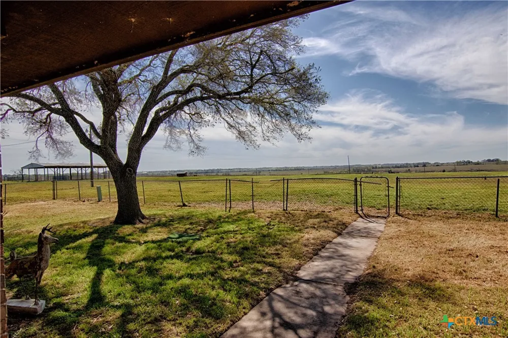 11552 Fm 1383 Schulenburg, TX 78956