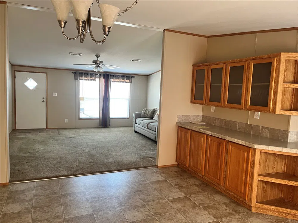 215 Elsie Avenue Agua Dulce, TX 78330