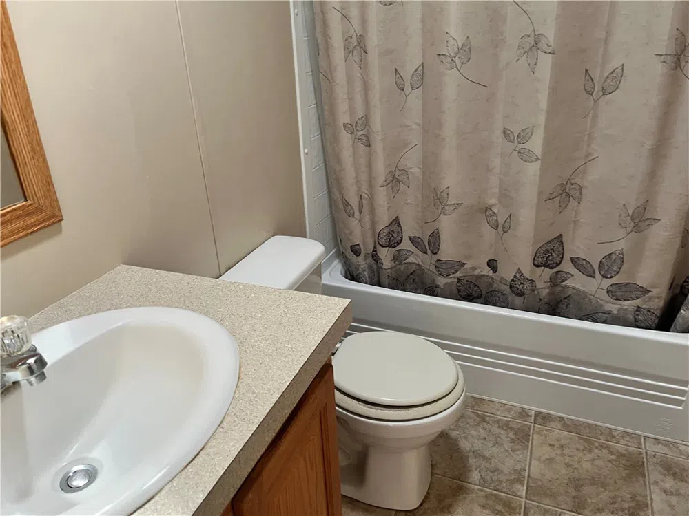 215 Elsie Avenue Agua Dulce, TX 78330