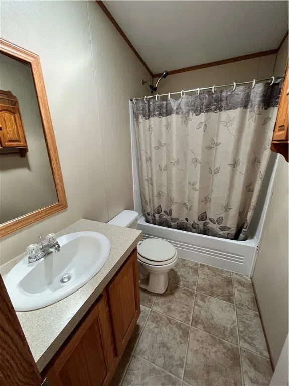 215 Elsie Avenue Agua Dulce, TX 78330
