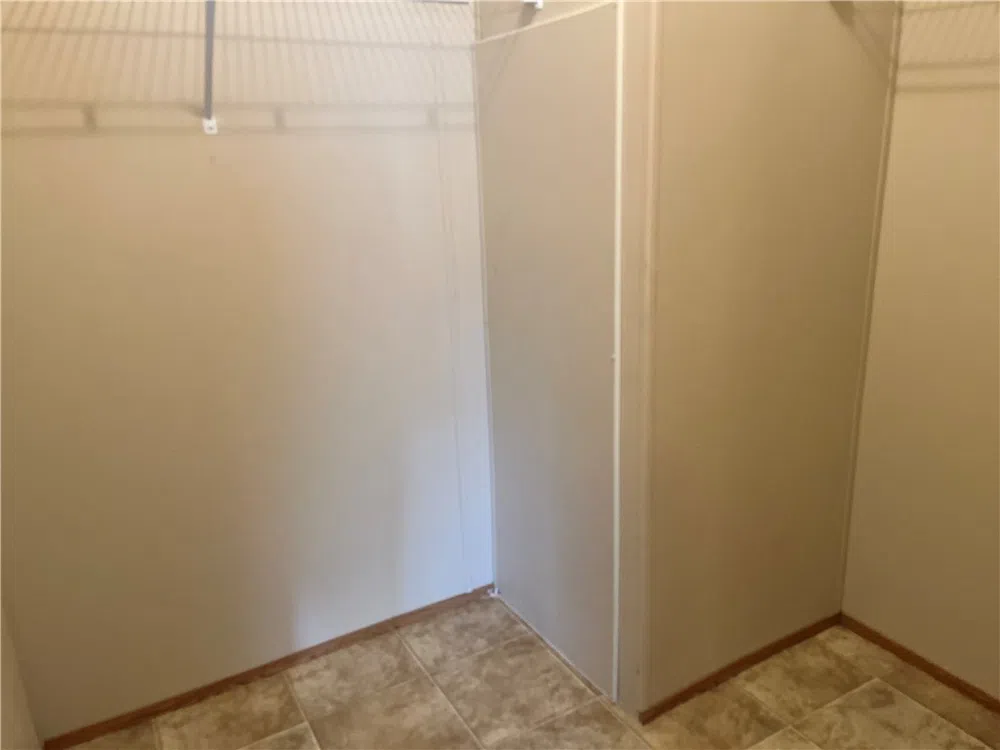 215 Elsie Avenue Agua Dulce, TX 78330