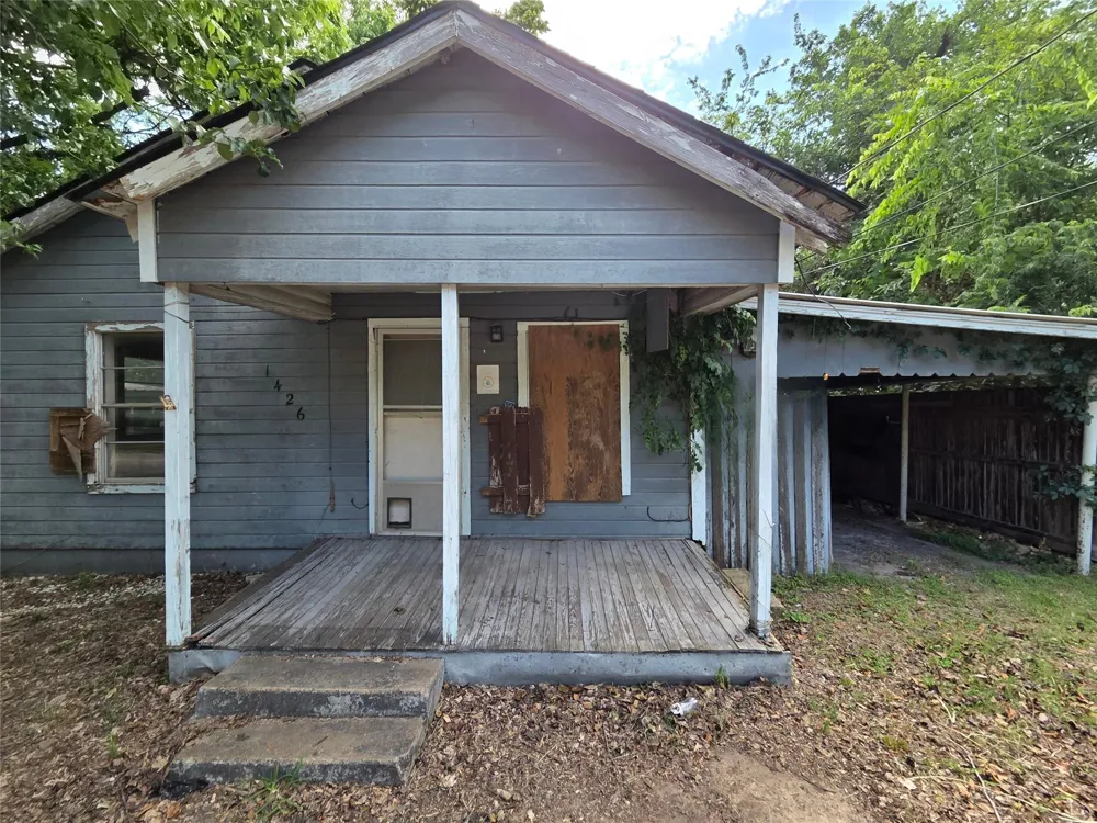 1426 S Austin Street Sherman, TX 75090