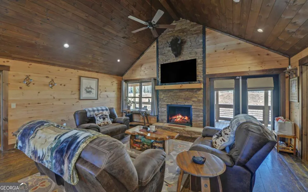 113 Hideaway TRL Copperhill, TN 37317