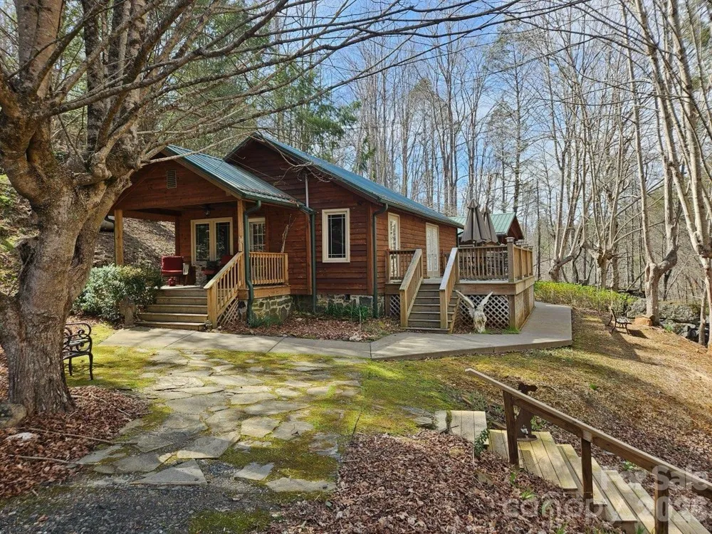 324 Marble Mine Road Bakersville, NC 28705