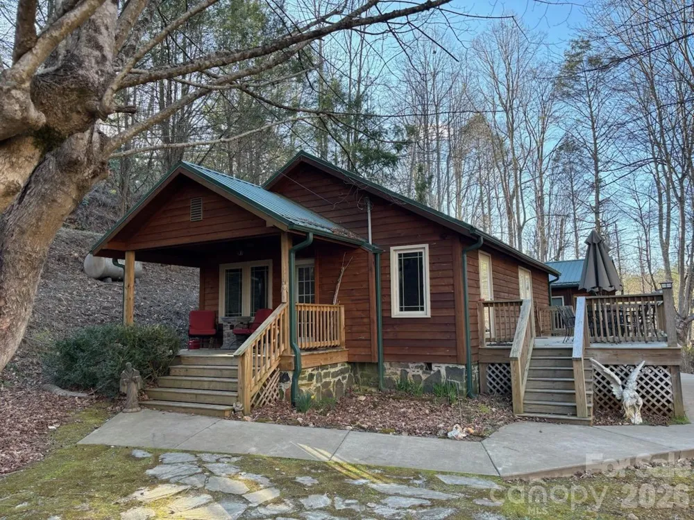 324 Marble Mine Road Bakersville, NC 28705