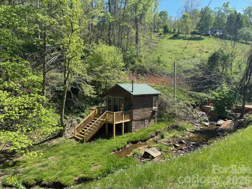 324 Marble Mine Road Bakersville, NC 28705