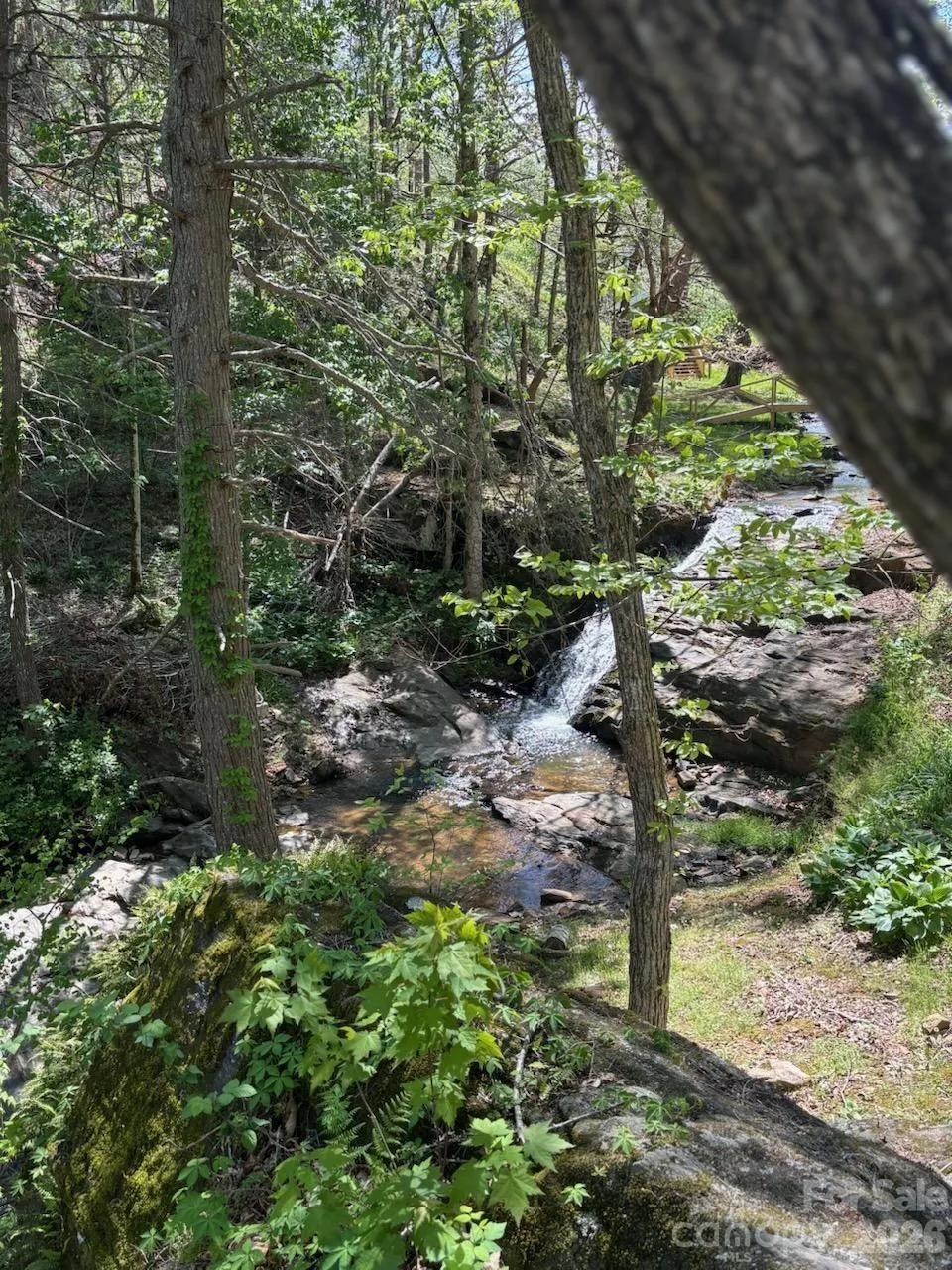324 Marble Mine Road Bakersville, NC 28705