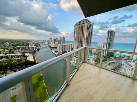 2600 E Hallandale Beach Blvd #T3102