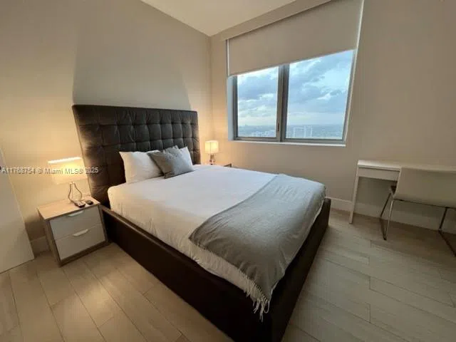 2600 E Hallandale Beach Blvd #T3102 Hallandale Beach, FL 33009