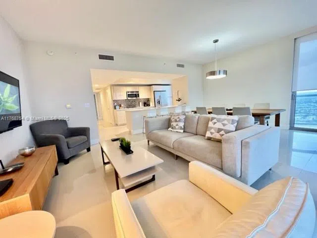 2600 E Hallandale Beach Blvd #T3102 Hallandale Beach, FL 33009