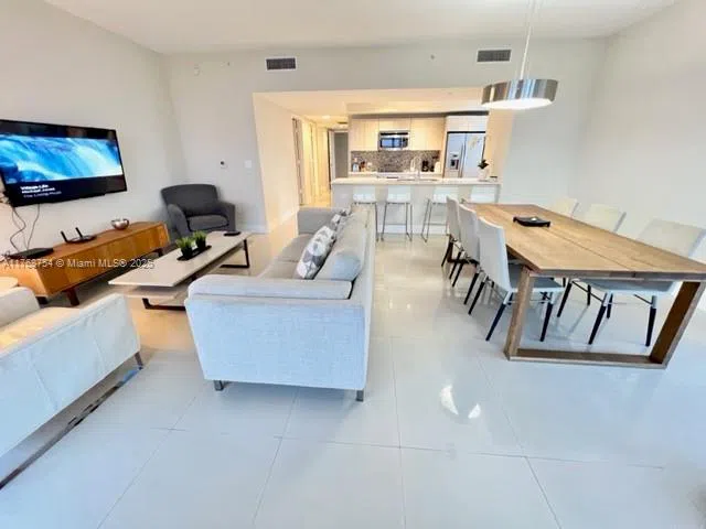 2600 E Hallandale Beach Blvd #T3102 Hallandale Beach, FL 33009