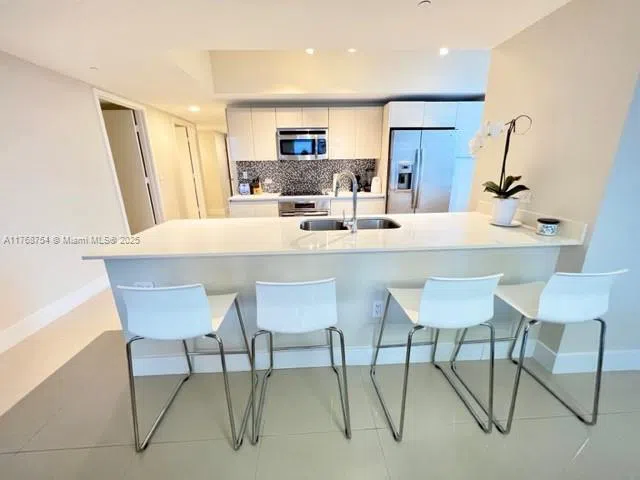 2600 E Hallandale Beach Blvd #T3102 Hallandale Beach, FL 33009
