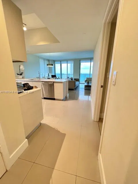 2600 E Hallandale Beach Blvd #T3102 Hallandale Beach, FL 33009