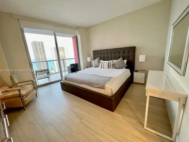 2600 E Hallandale Beach Blvd #T3102 Hallandale Beach, FL 33009