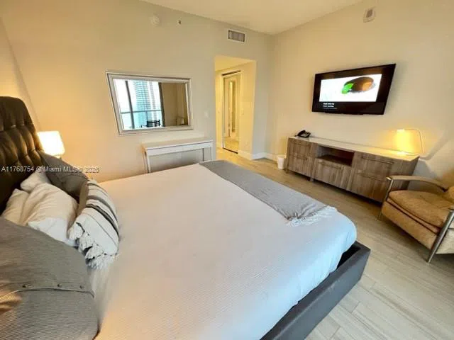 2600 E Hallandale Beach Blvd #T3102 Hallandale Beach, FL 33009