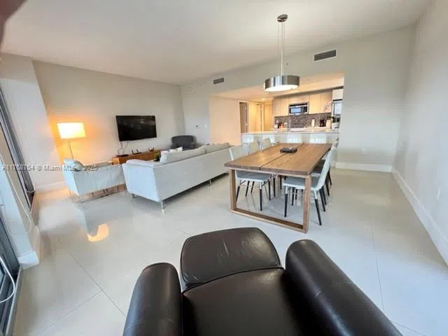 2600 E Hallandale Beach Blvd #T3102 Hallandale Beach, FL 33009