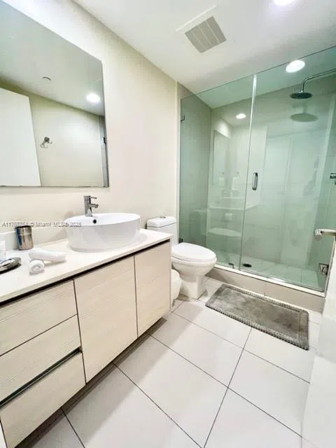 2600 E Hallandale Beach Blvd #T3102 Hallandale Beach, FL 33009