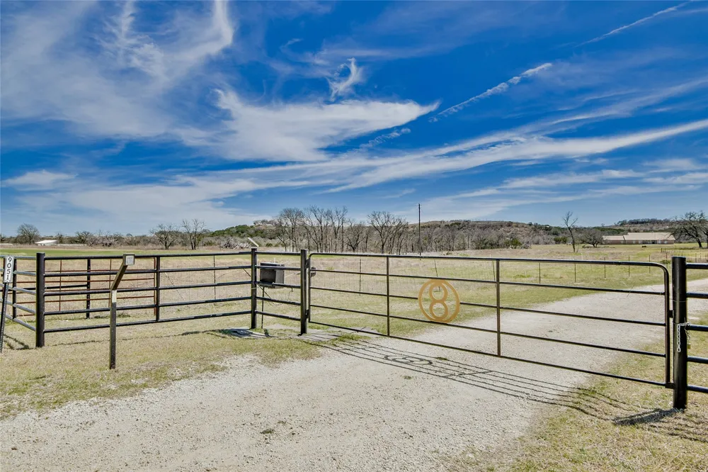 9051 Fm 205 Bluff Dale, TX 76433