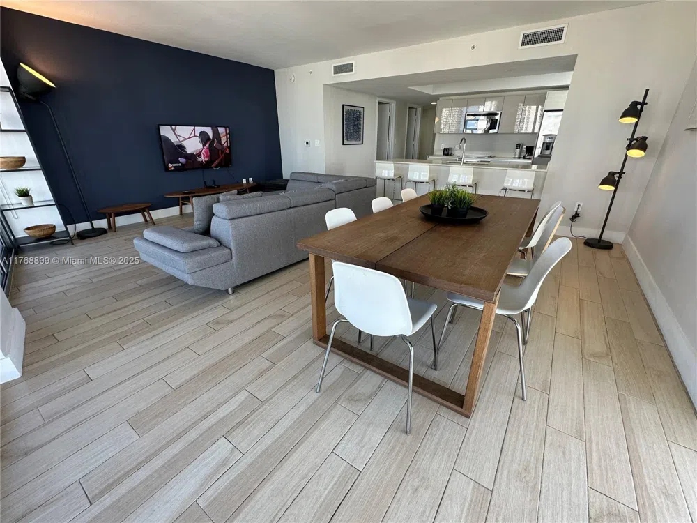 2600 E Hallandale Beach Blvd #T2202 Hallandale Beach, FL 33009