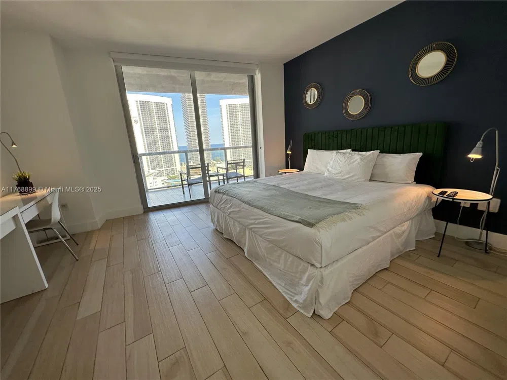 2600 E Hallandale Beach Blvd #T2202 Hallandale Beach, FL 33009
